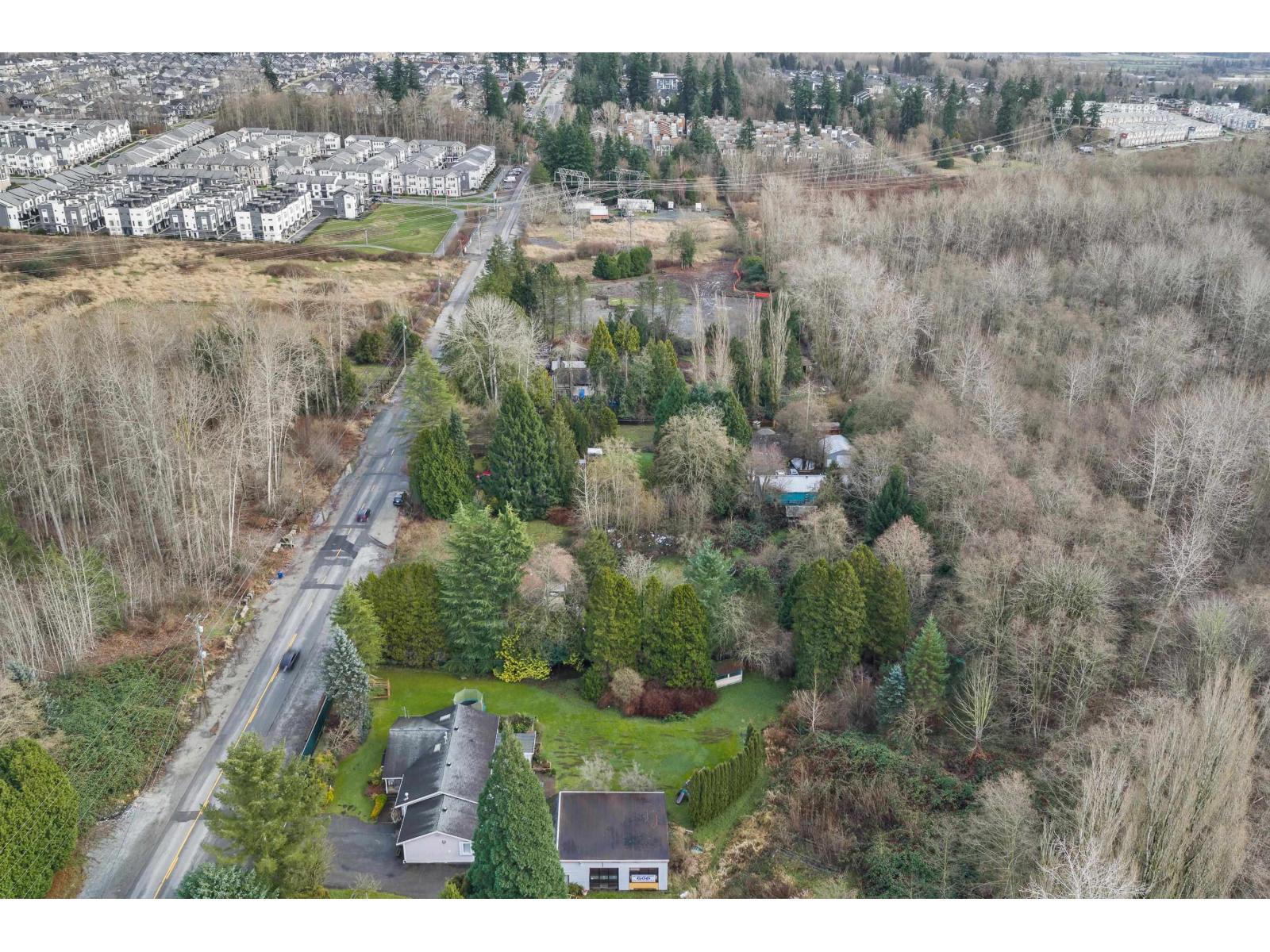 16184 20 Avenue Property Photo 7