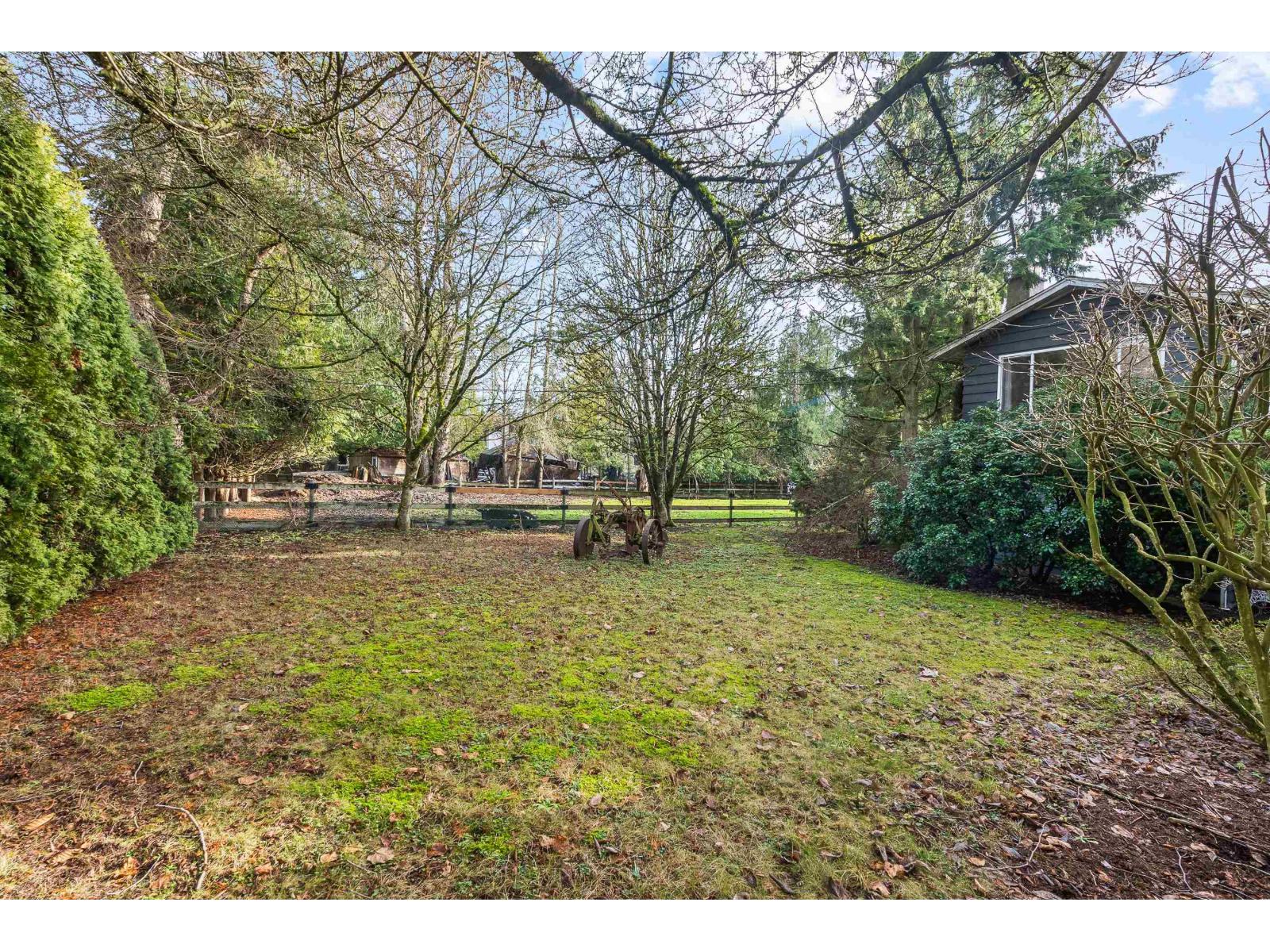 16184 20 Avenue Property Photo 14