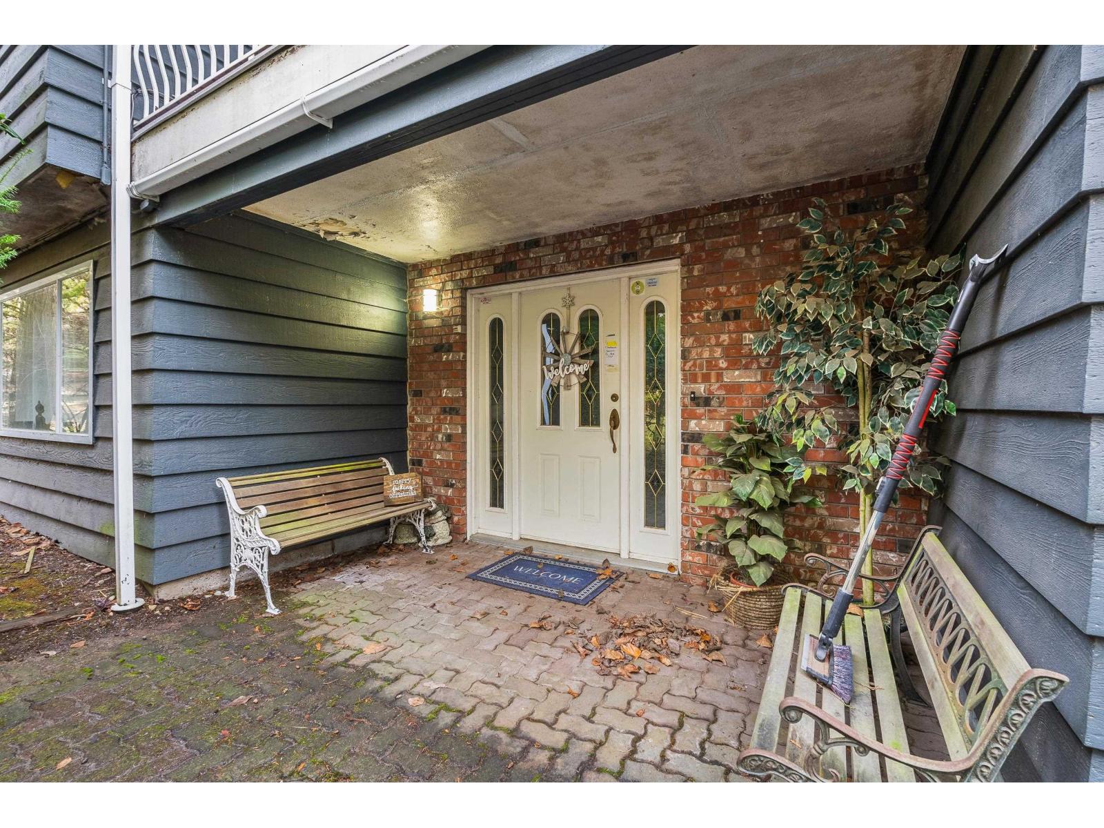 16184 20 Avenue Property Photo 16