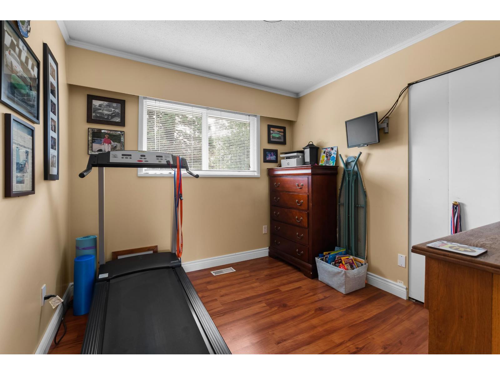 16184 20 Avenue Property Photo 25