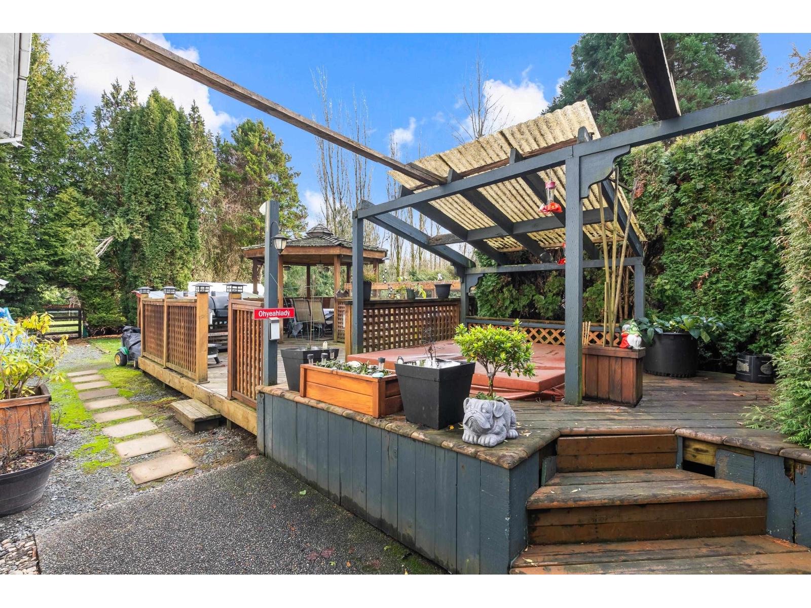 16184 20 Avenue Property Photo 33