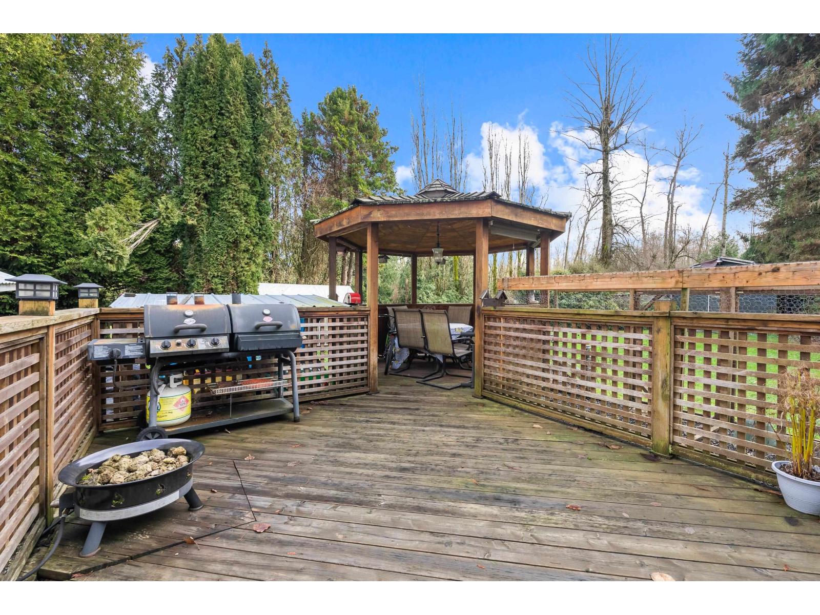 16184 20 Avenue Property Photo 34