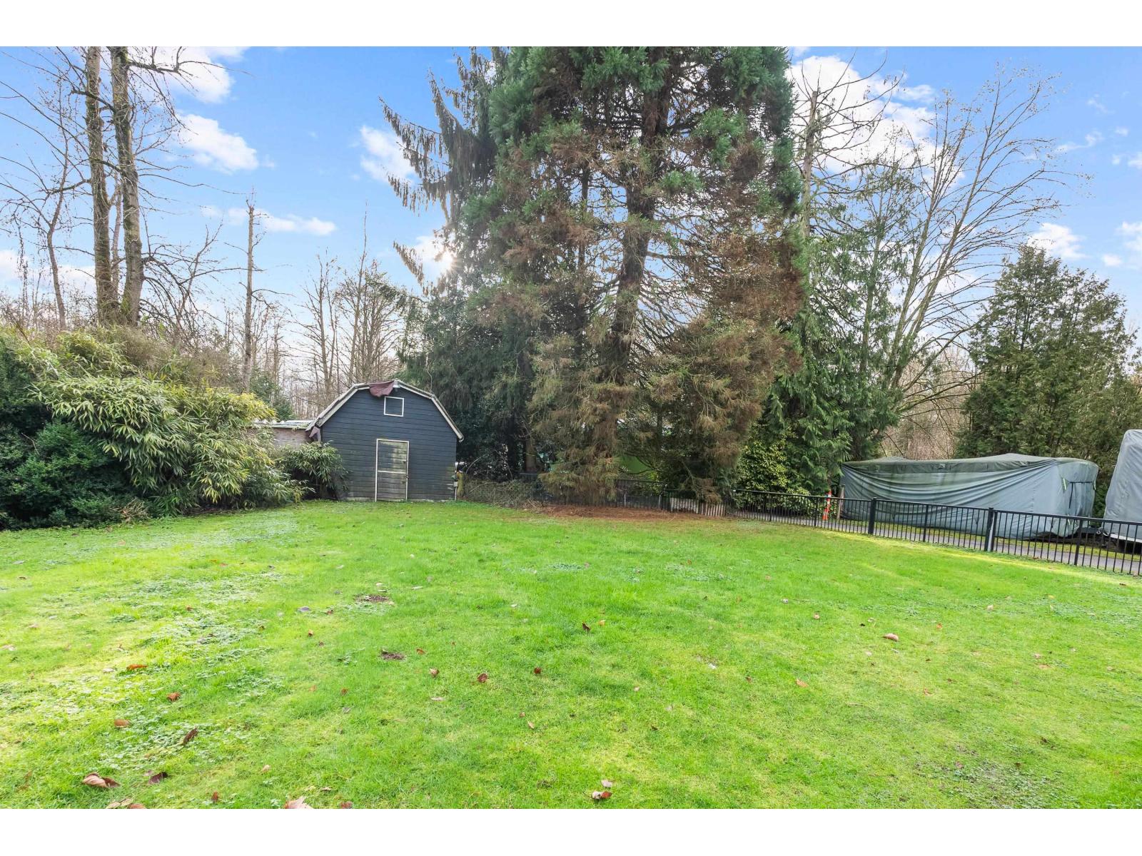 16184 20 Avenue Property Photo 35