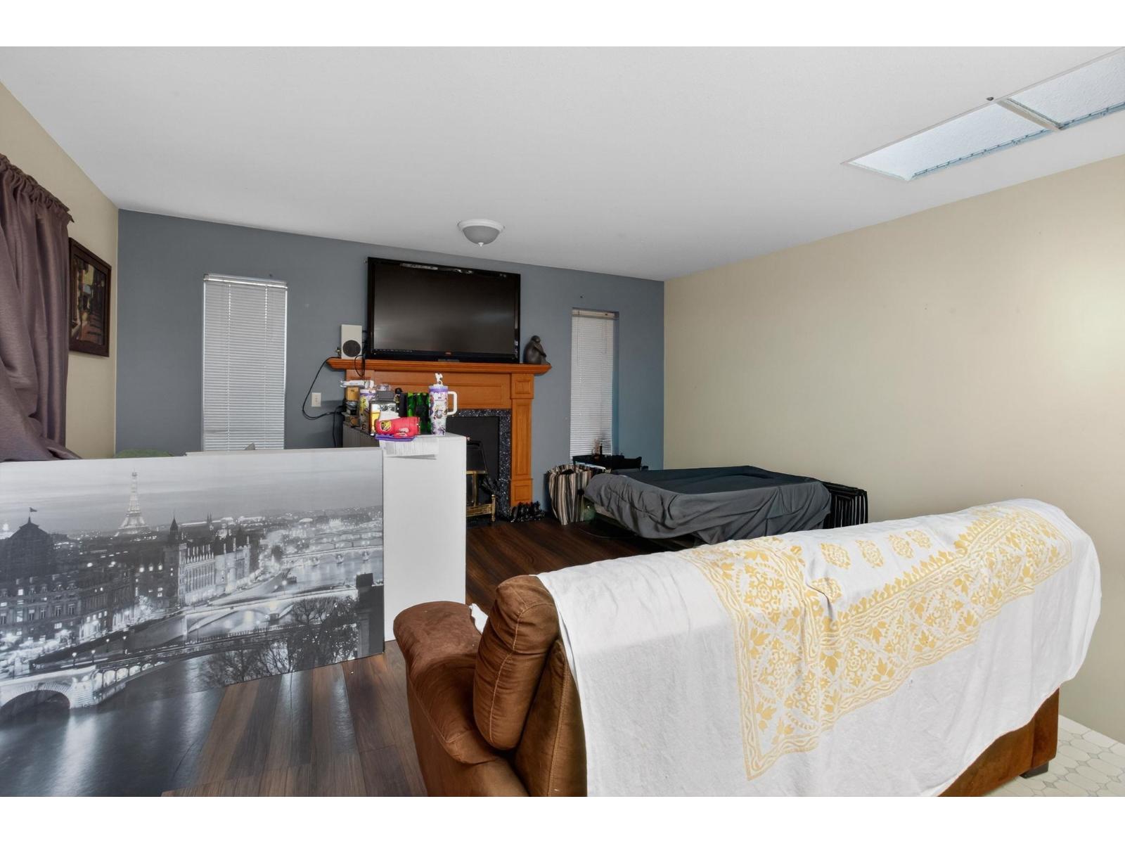 7903 164 Street Property Photo 8