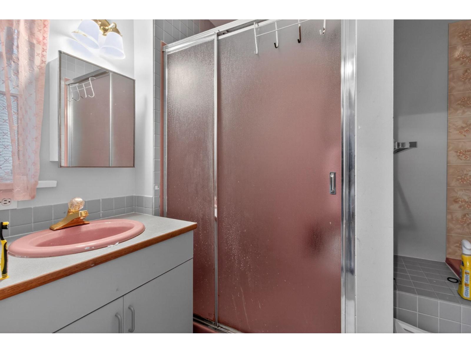 7903 164 Street Property Photo 12