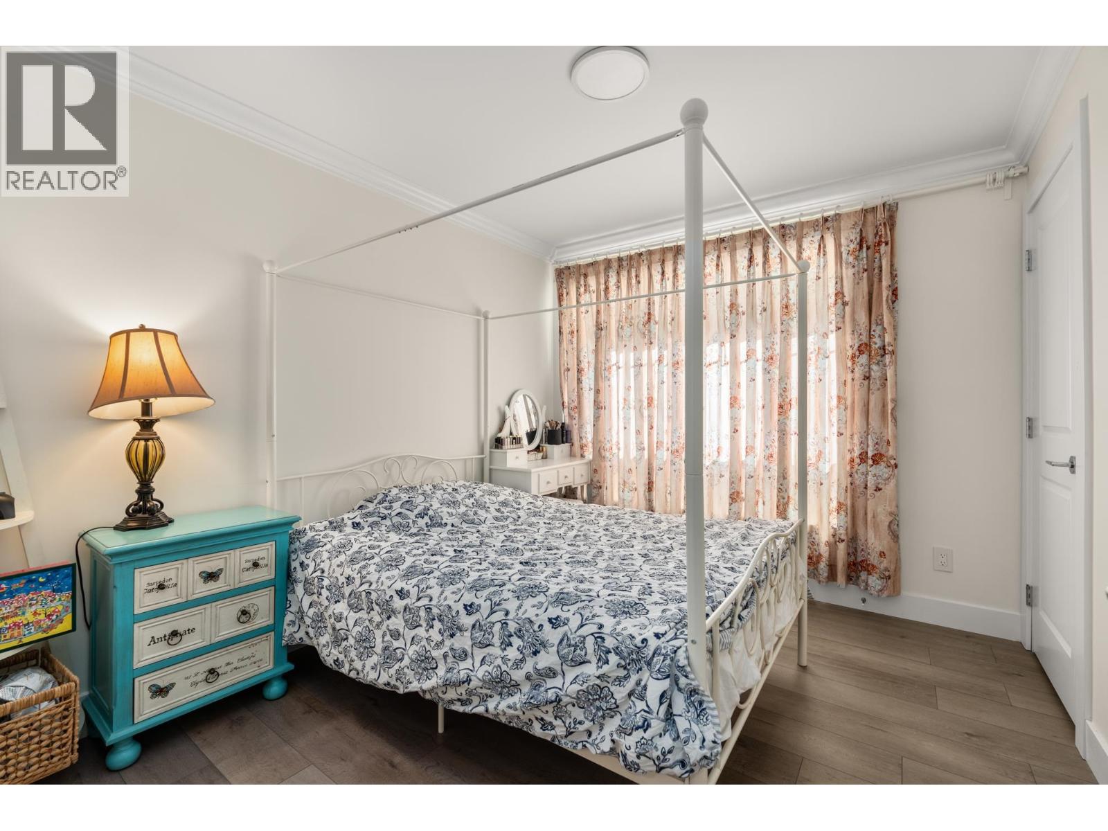 8 9219 Williams Road Property Photo 14