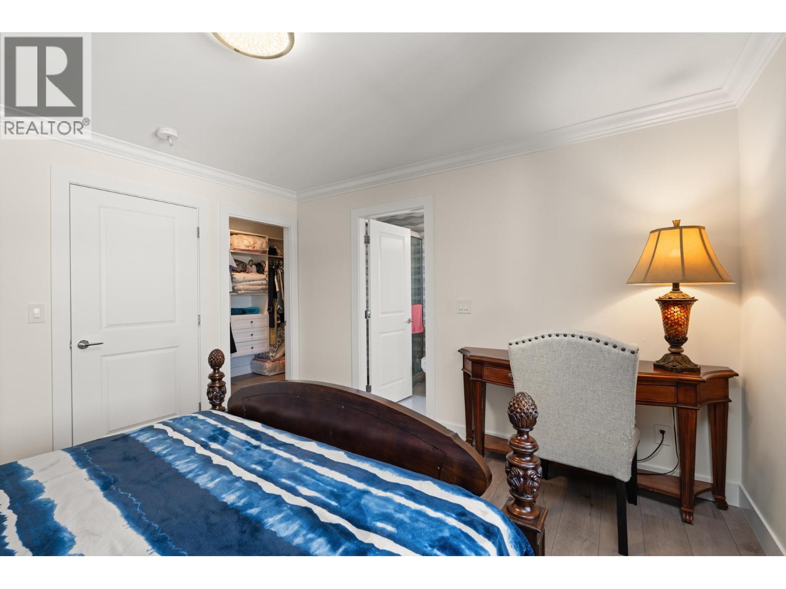 8 9219 Williams Road Property Photo 16