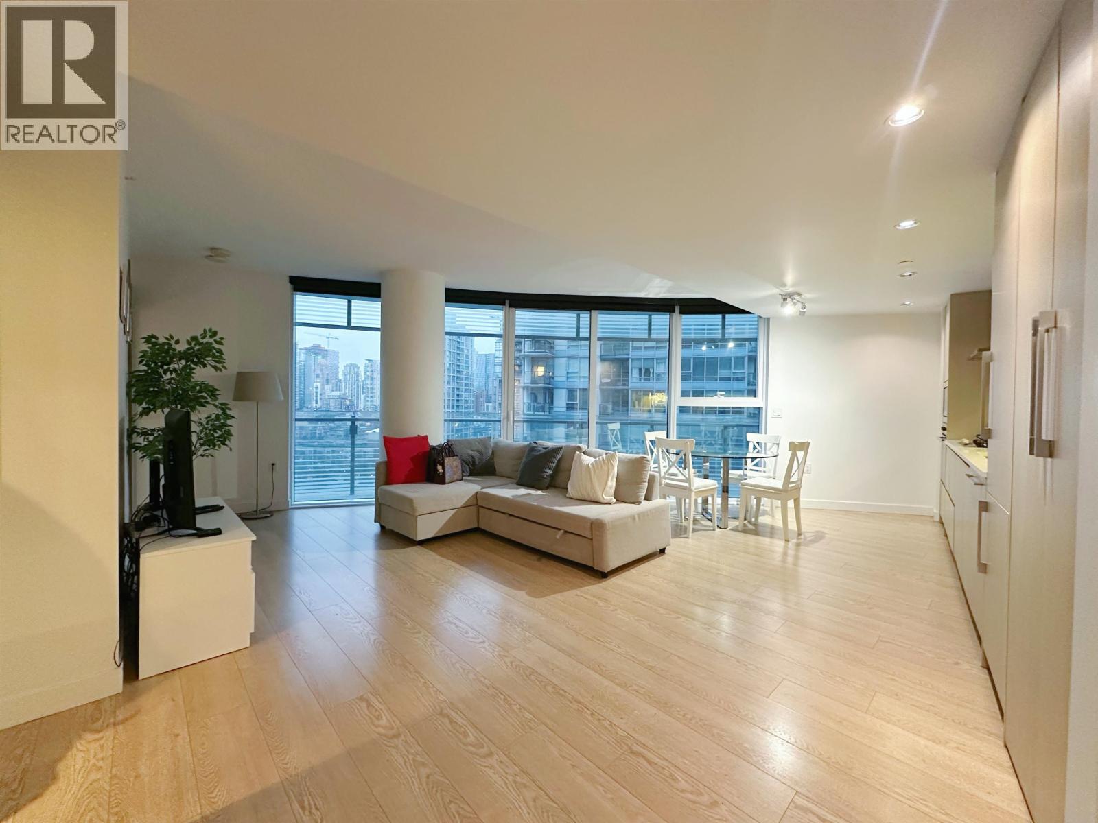1505 89 Nelson Street Property Photo 9
