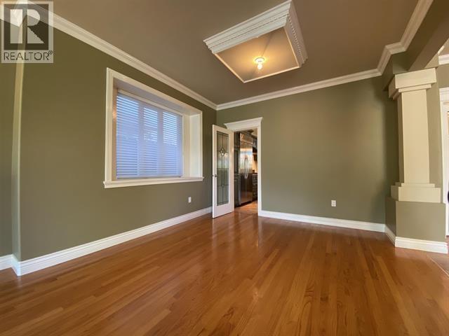 467 W Kings Road Property Photo 4