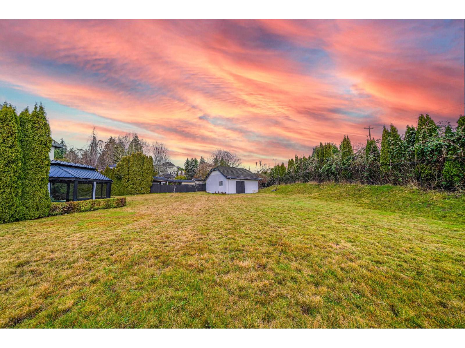 16781 77 Avenue Property Photo 2