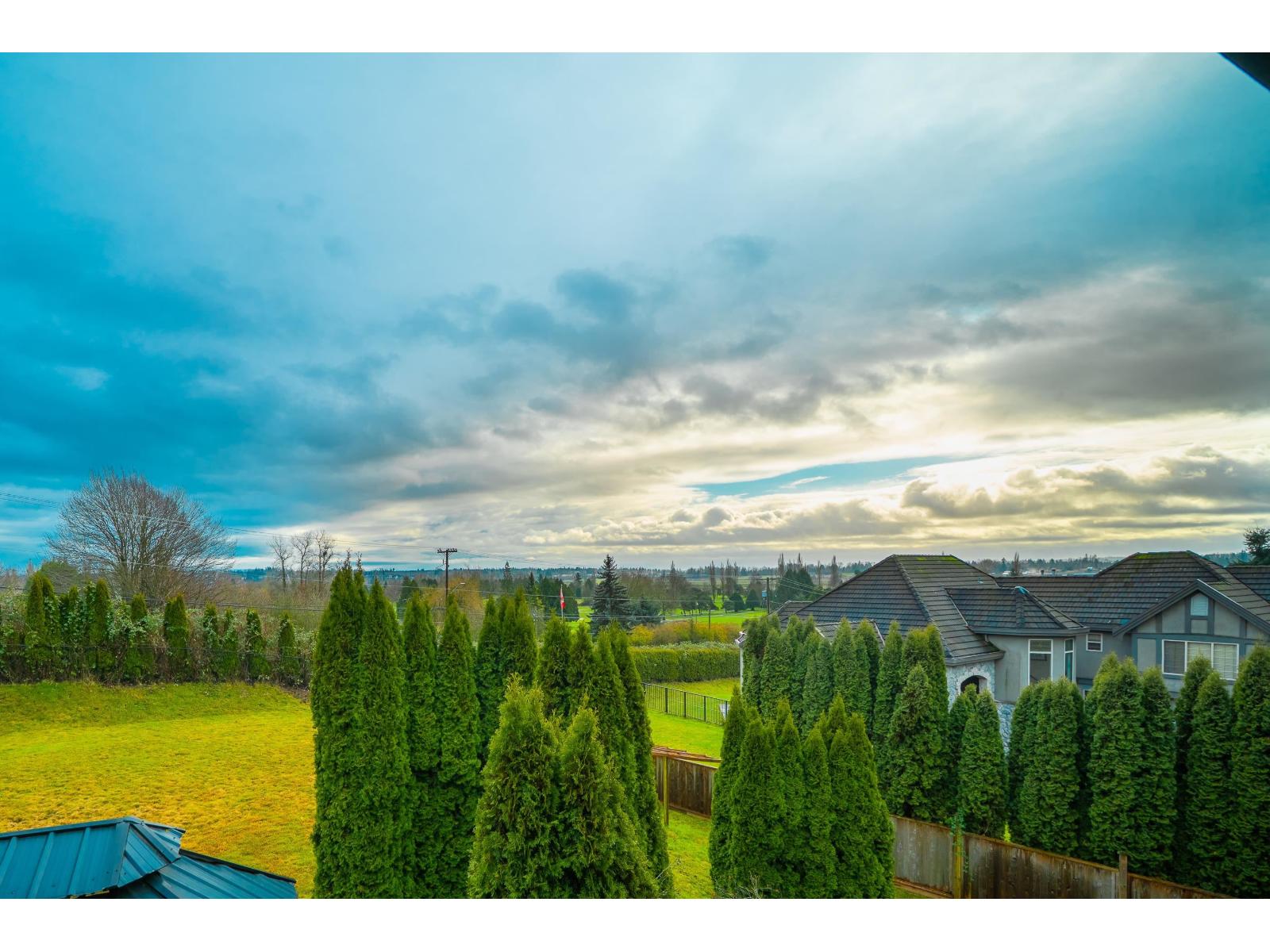 16781 77 Avenue Property Photo 3