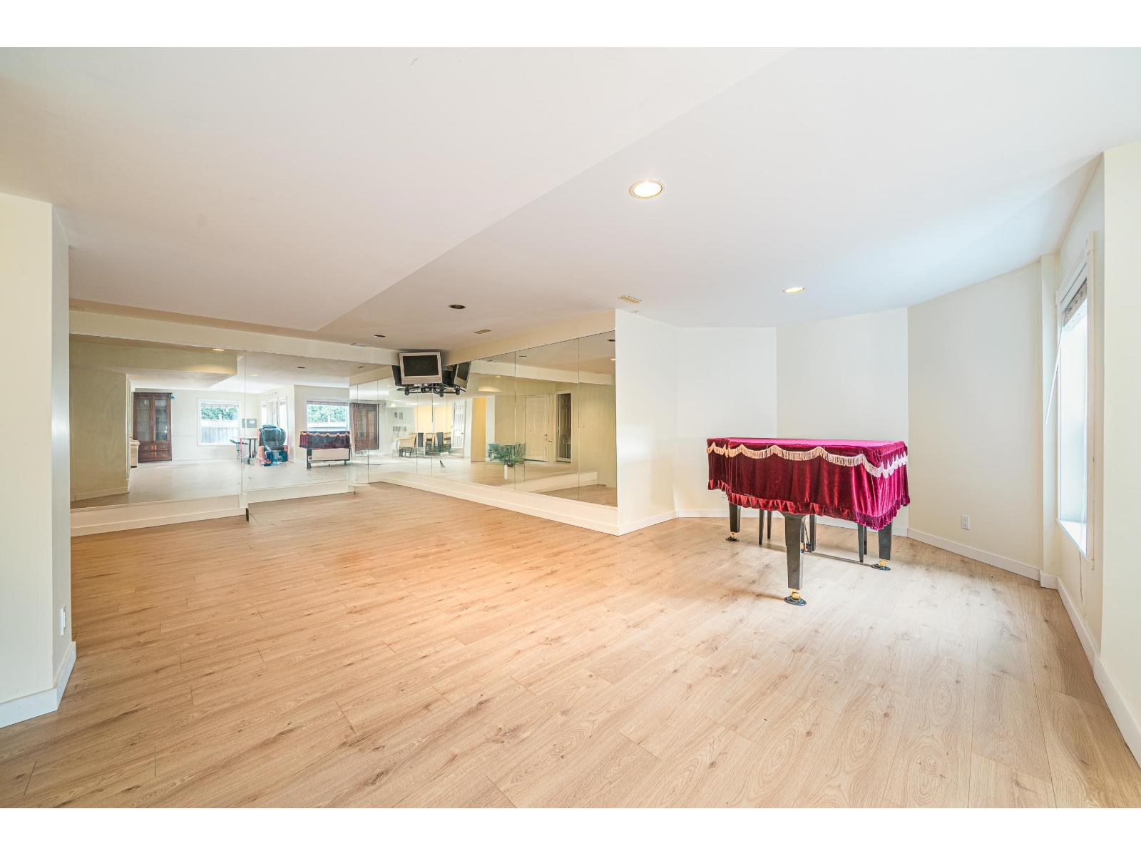 16781 77 Avenue Property Photo 23