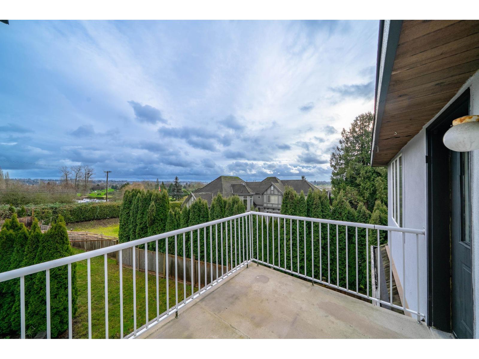 16781 77 Avenue Property Photo 27