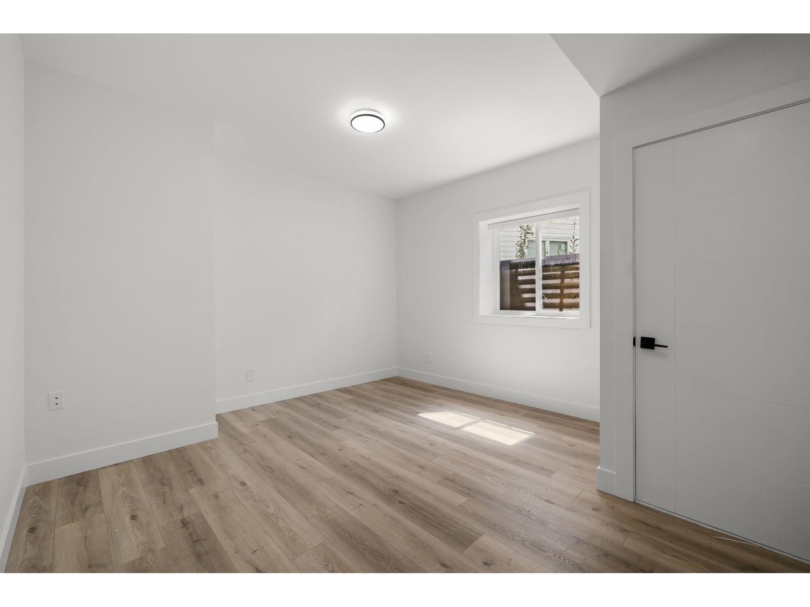 8587 Forest Gate Drive Property Photo 33