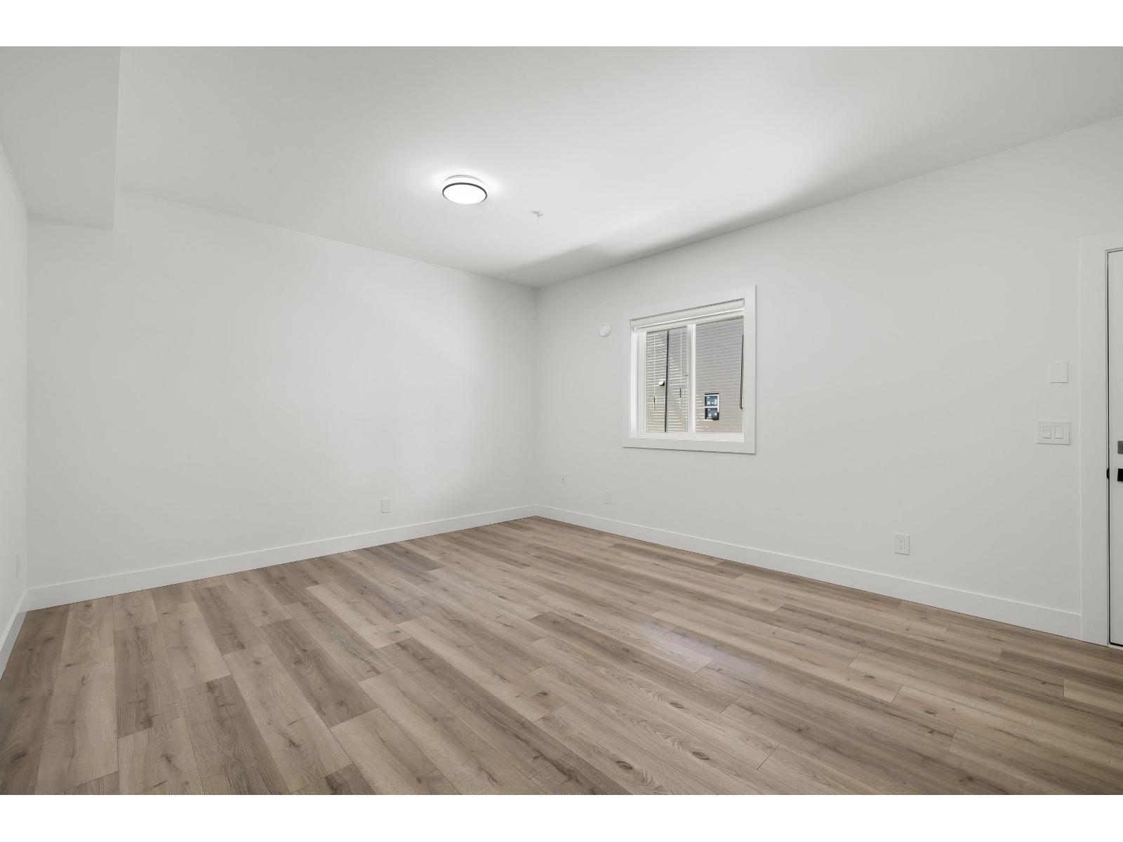 8587 Forest Gate Drive Property Photo 36