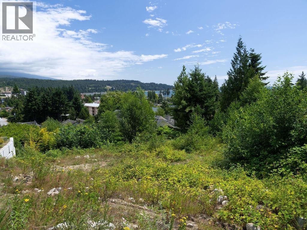 5618 Dungeness Place Property Photo 2