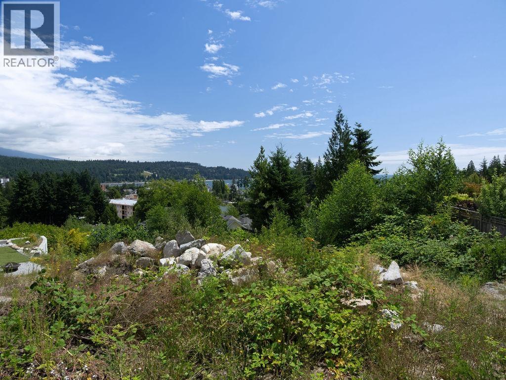 5618 Dungeness Place Property Photo 4