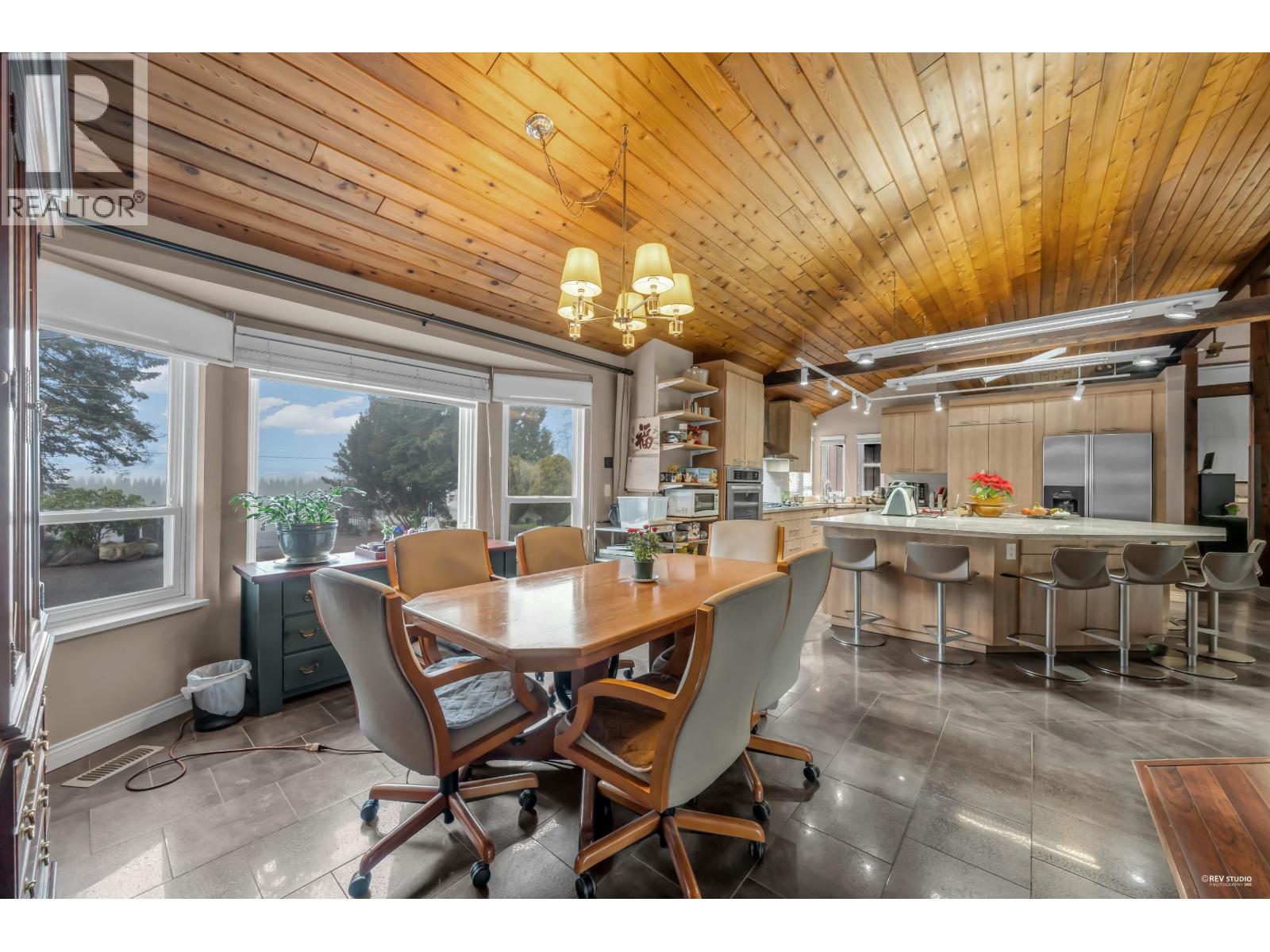 8900 Sidaway Road Property Photo 10