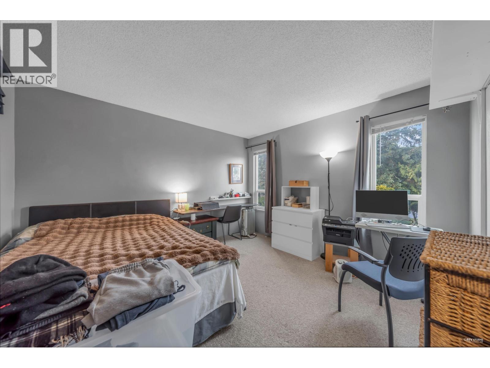 8900 Sidaway Road Property Photo 13