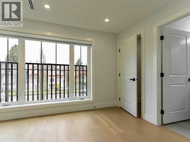 5092 Clarendon Street Property Photo 12
