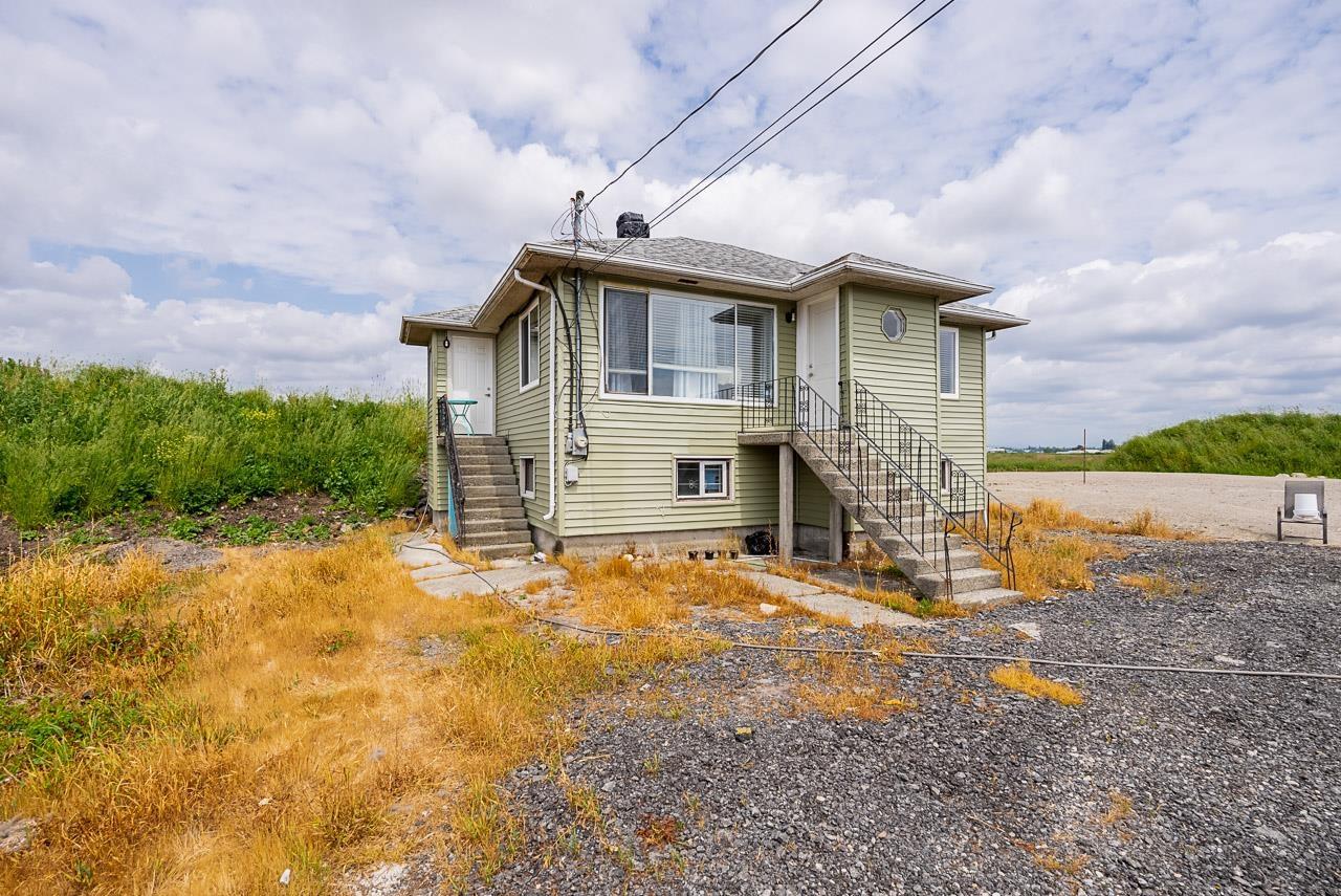 17027 40 Avenue Property Photo 5
