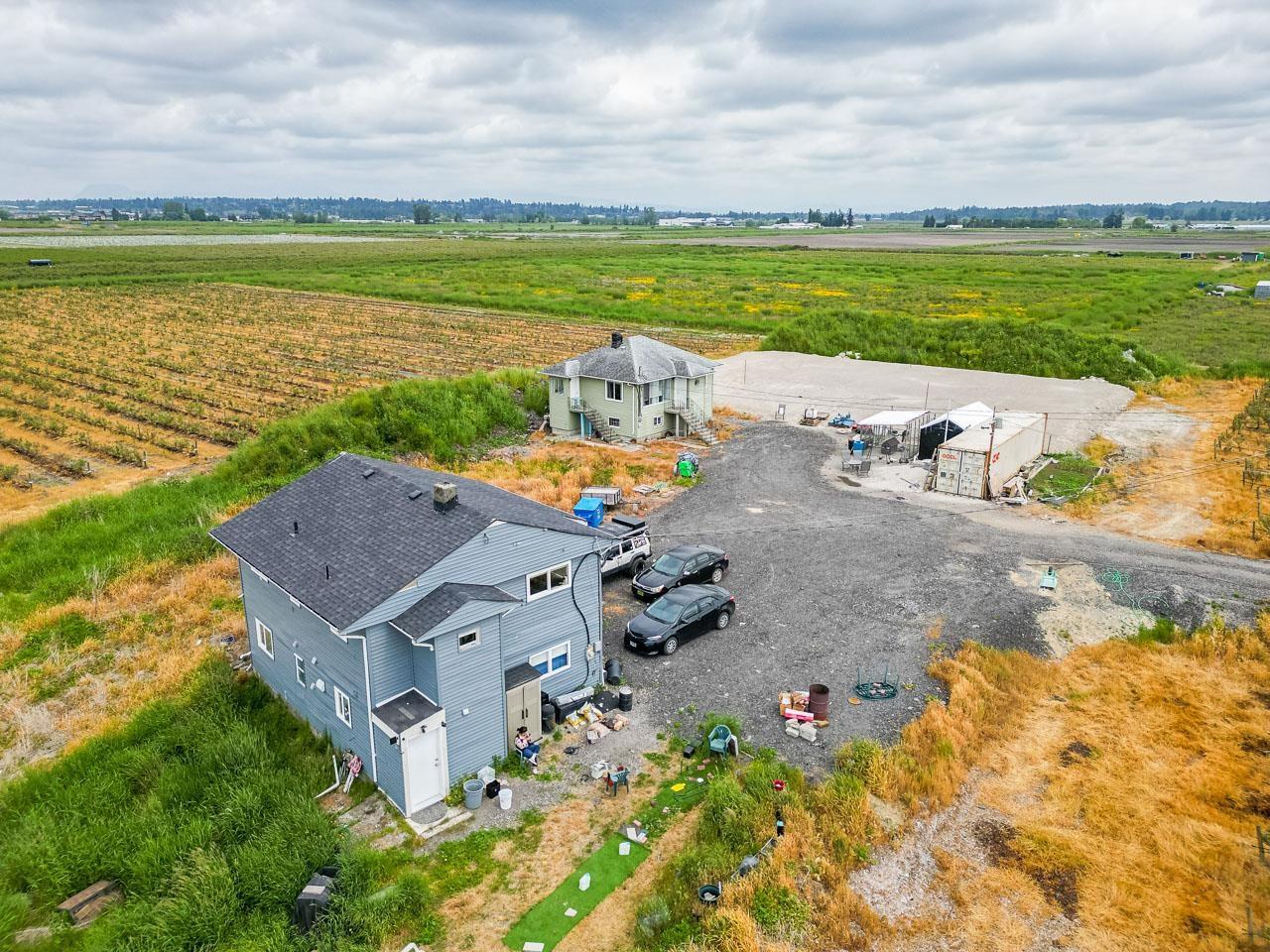 17027 40 Avenue Property Photo 8