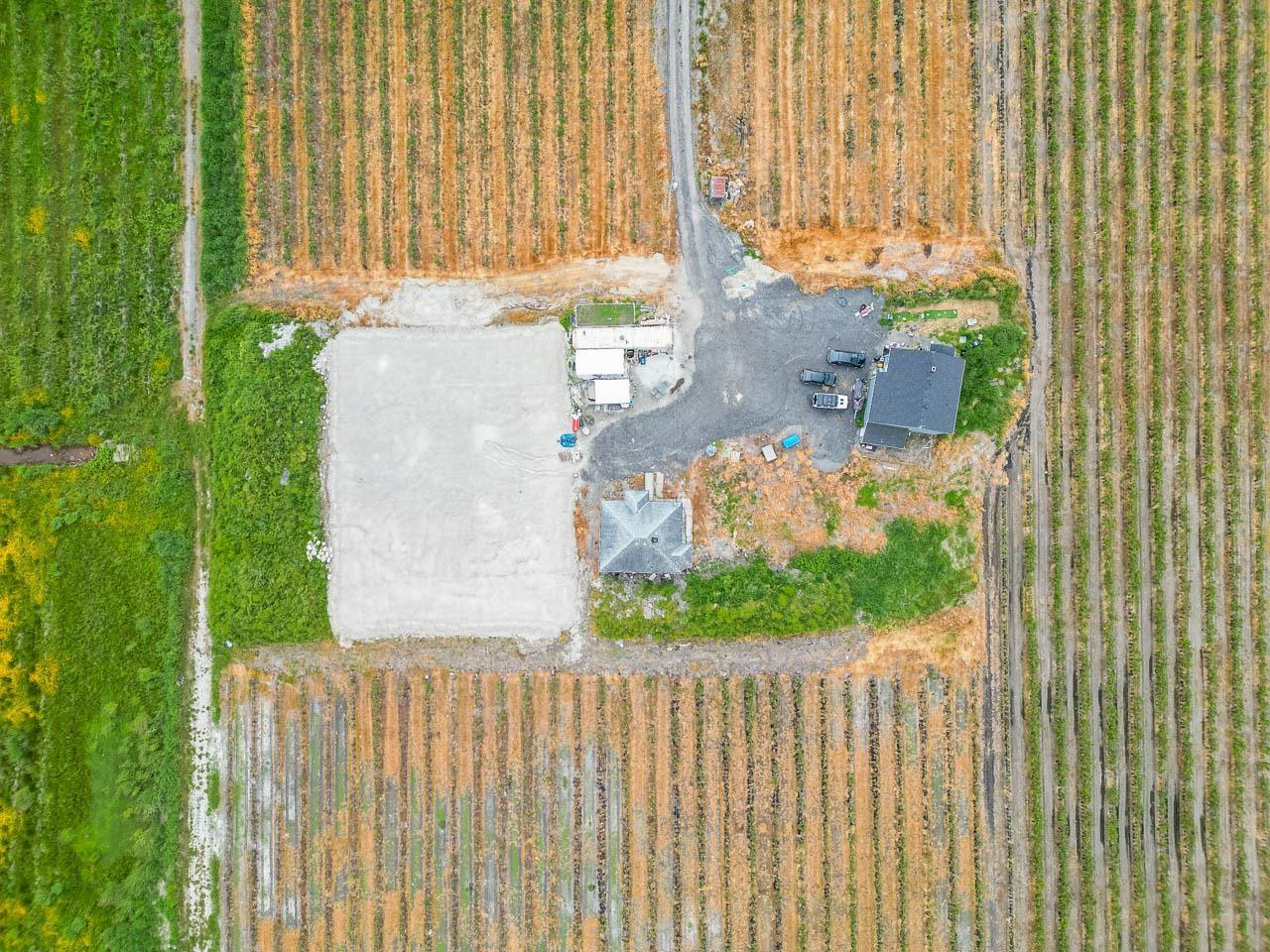 17027 40 Avenue Property Photo 11