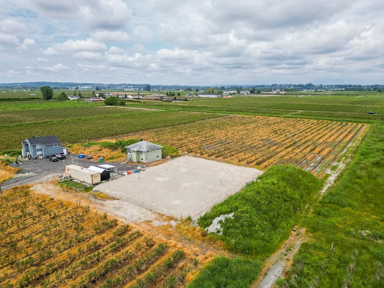 17027 40 Avenue Property Photo 12