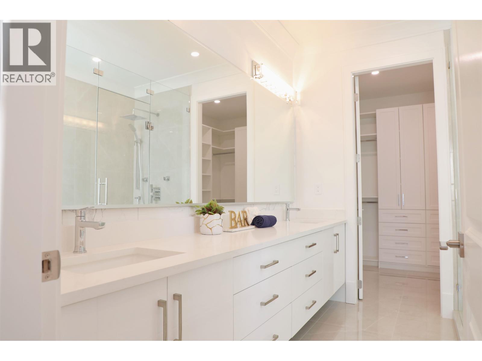 10391 Seacote Road Property Photo 16