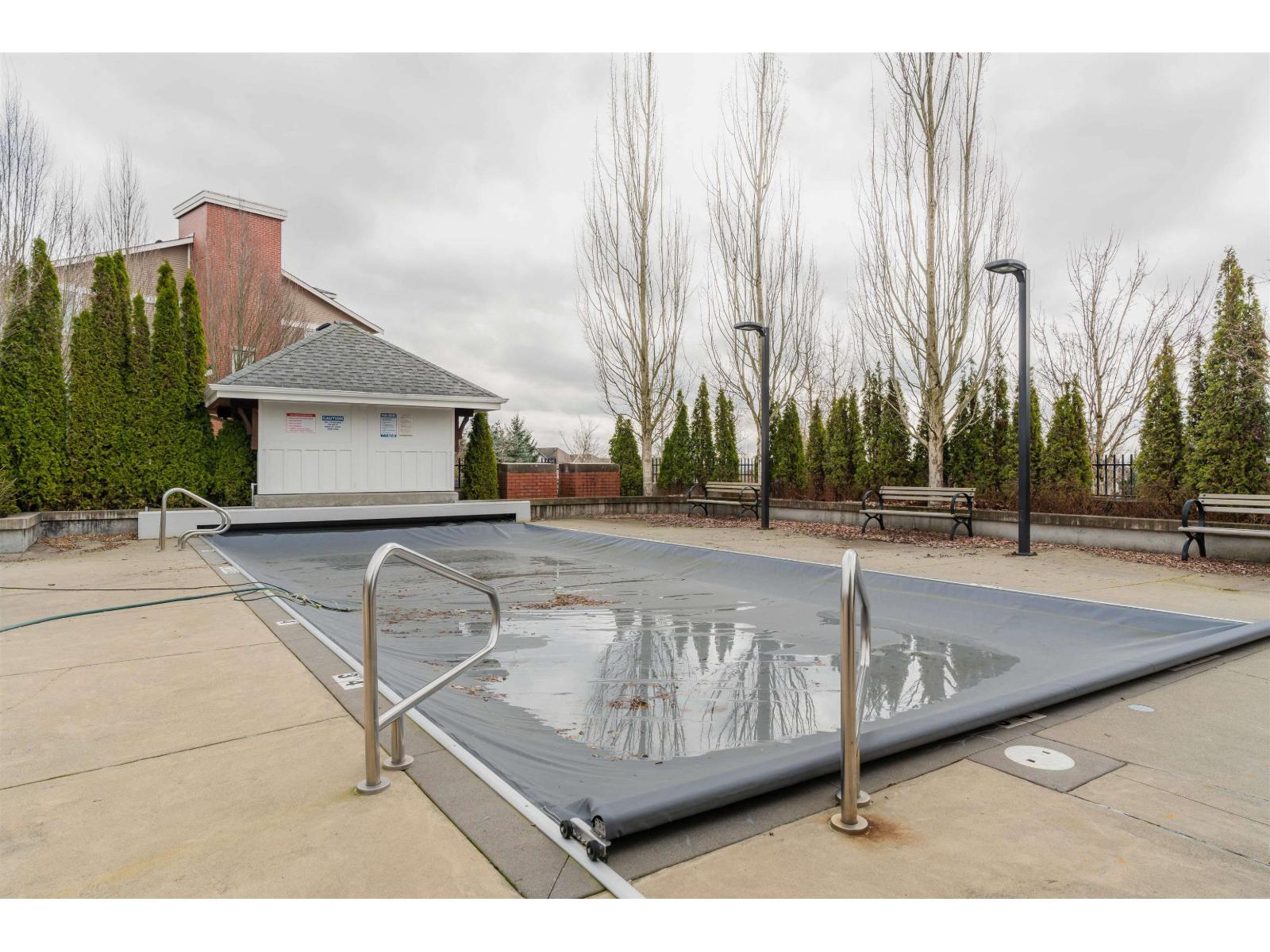 118 19505 68a Avenue Property Photo 25