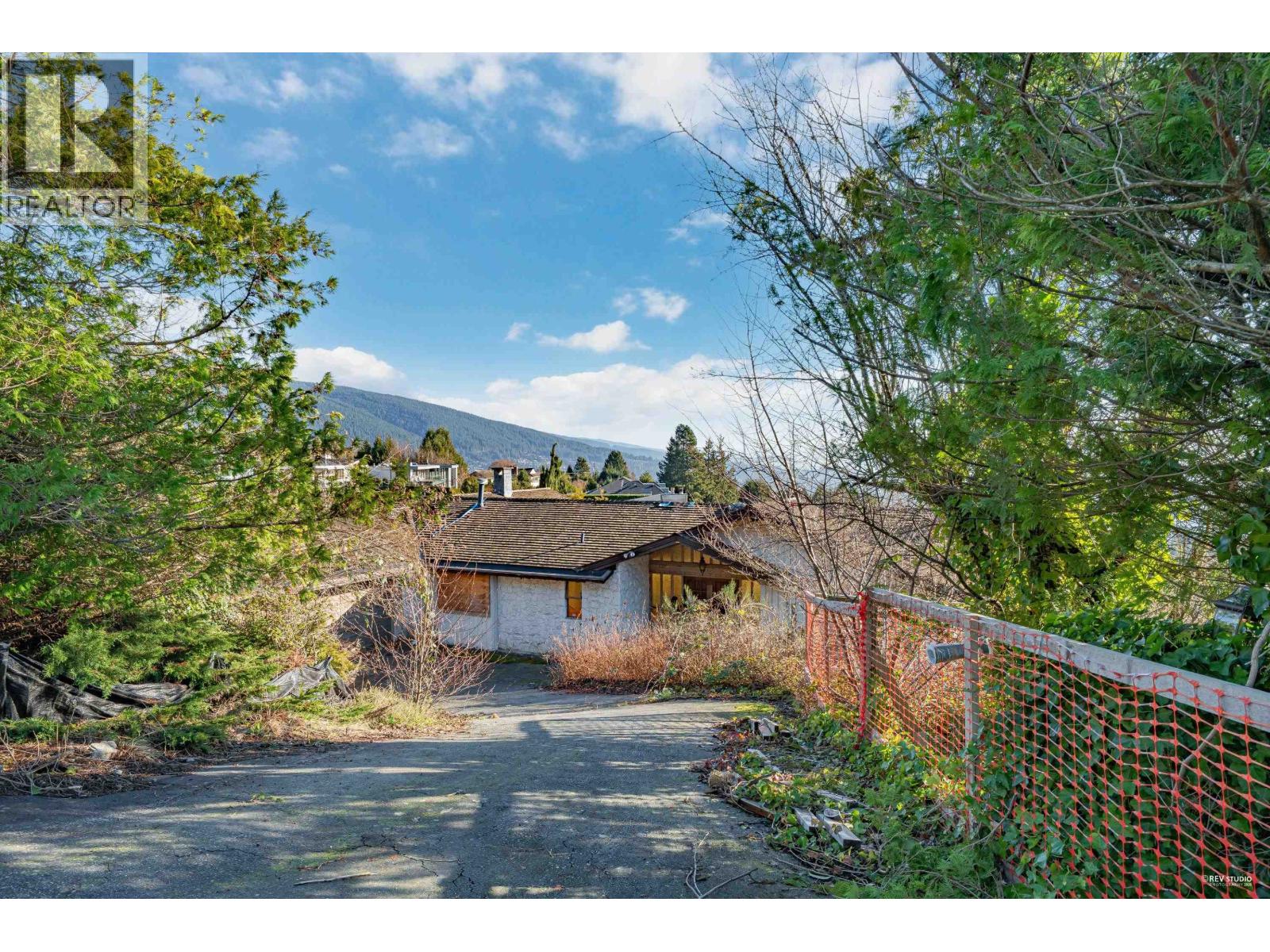 1318 Crestwell Road Property Photo 13