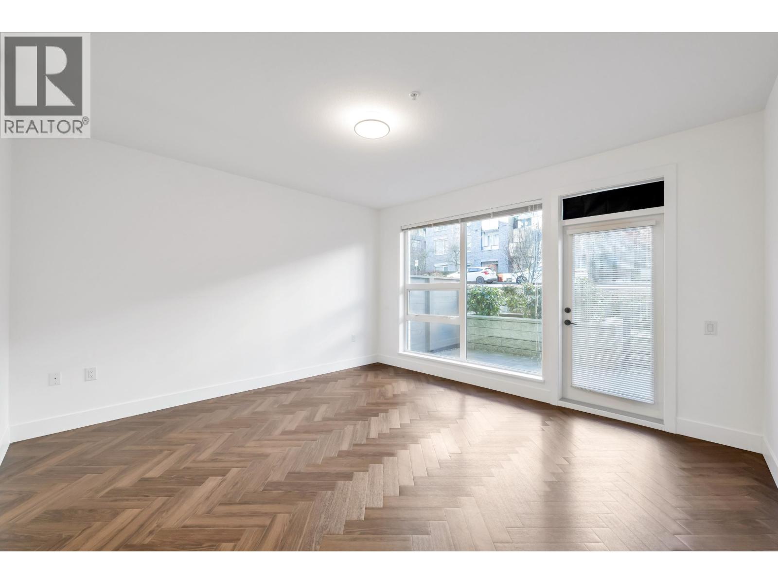 103 9228 Slopes Mews Property Photo 2