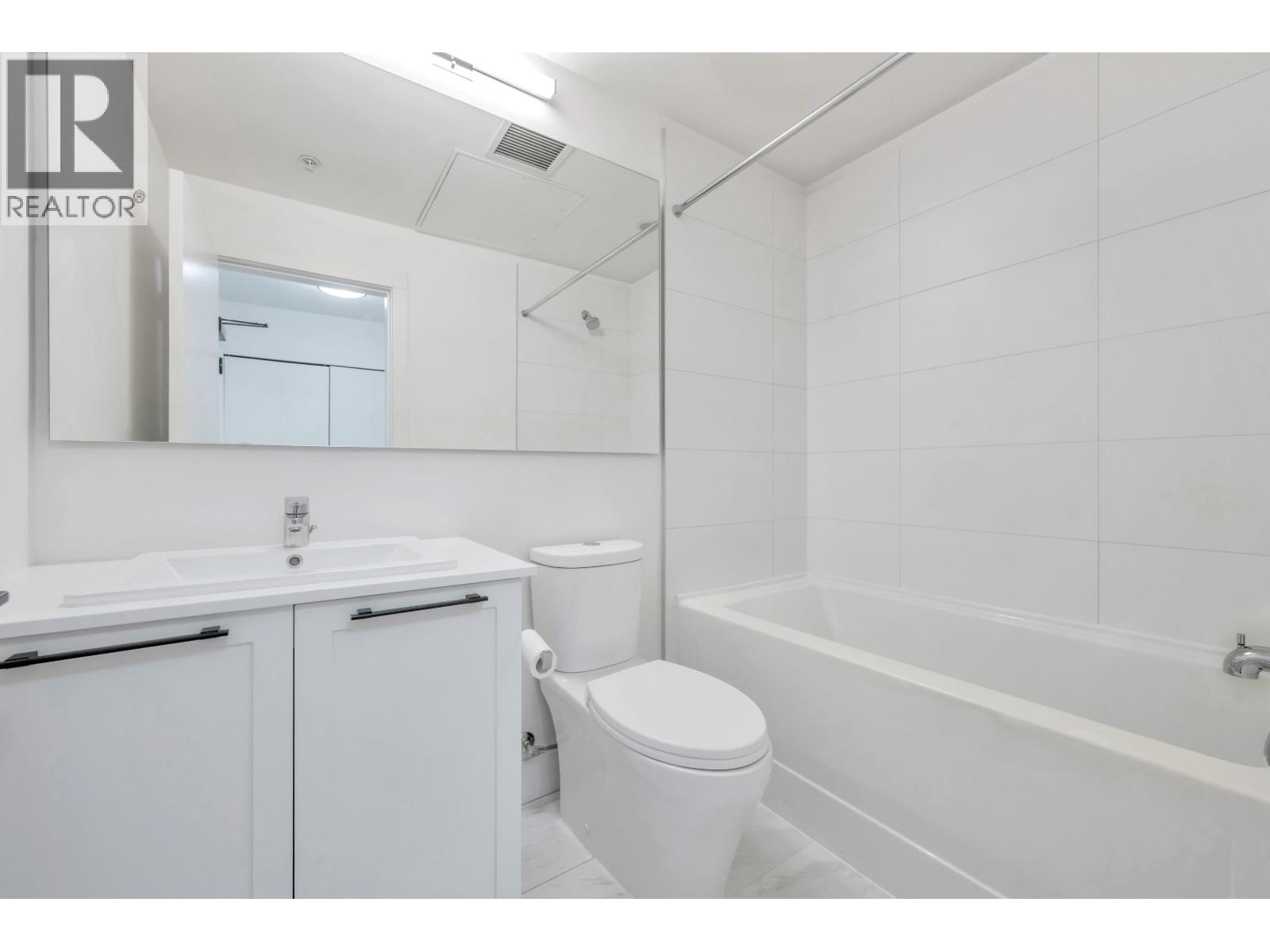 103 9228 Slopes Mews Property Photo 12