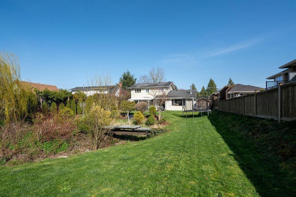 6595 Vedder Road Property Photo 8