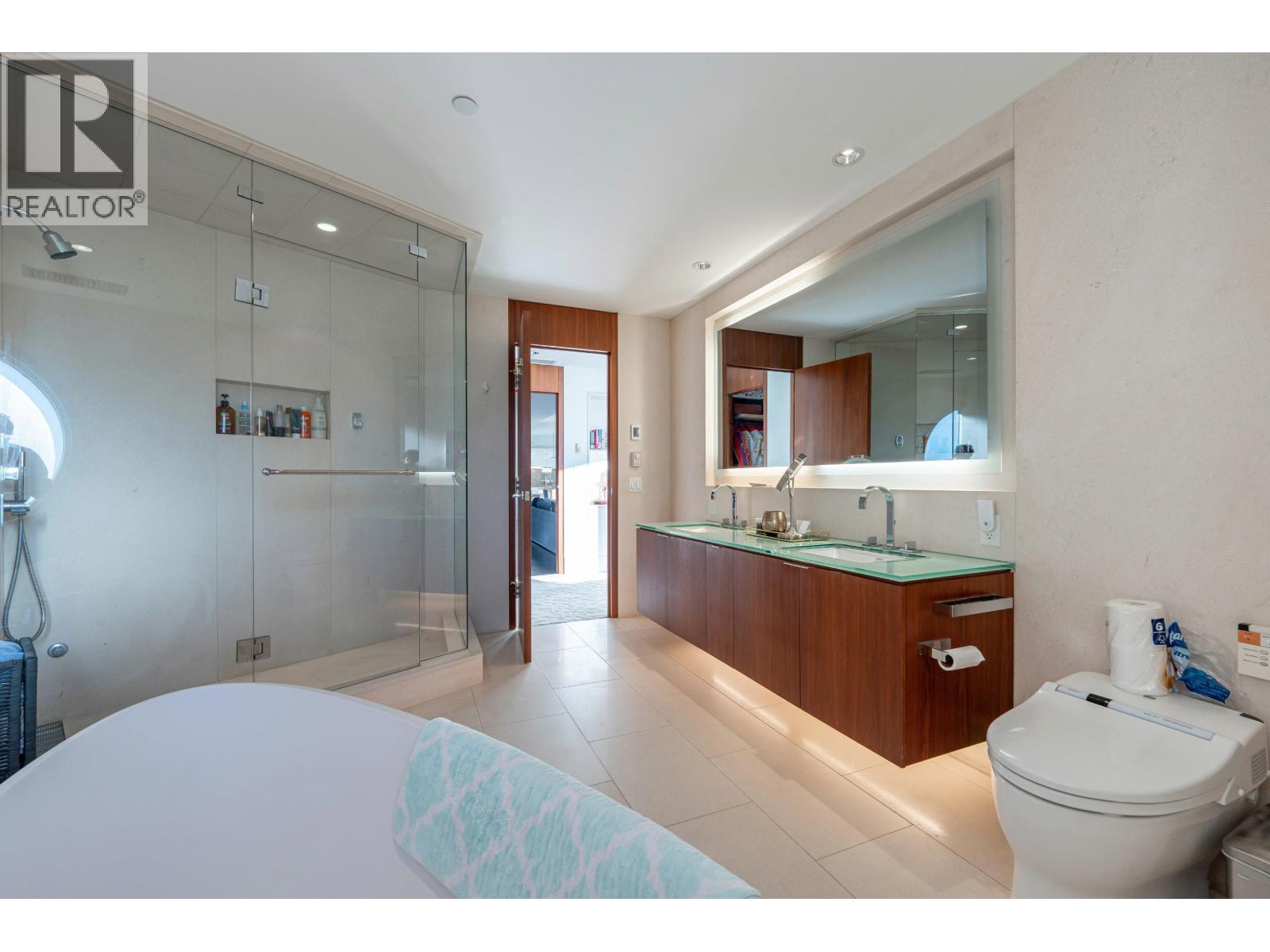 306 1560 Homer Mews Property Photo 14