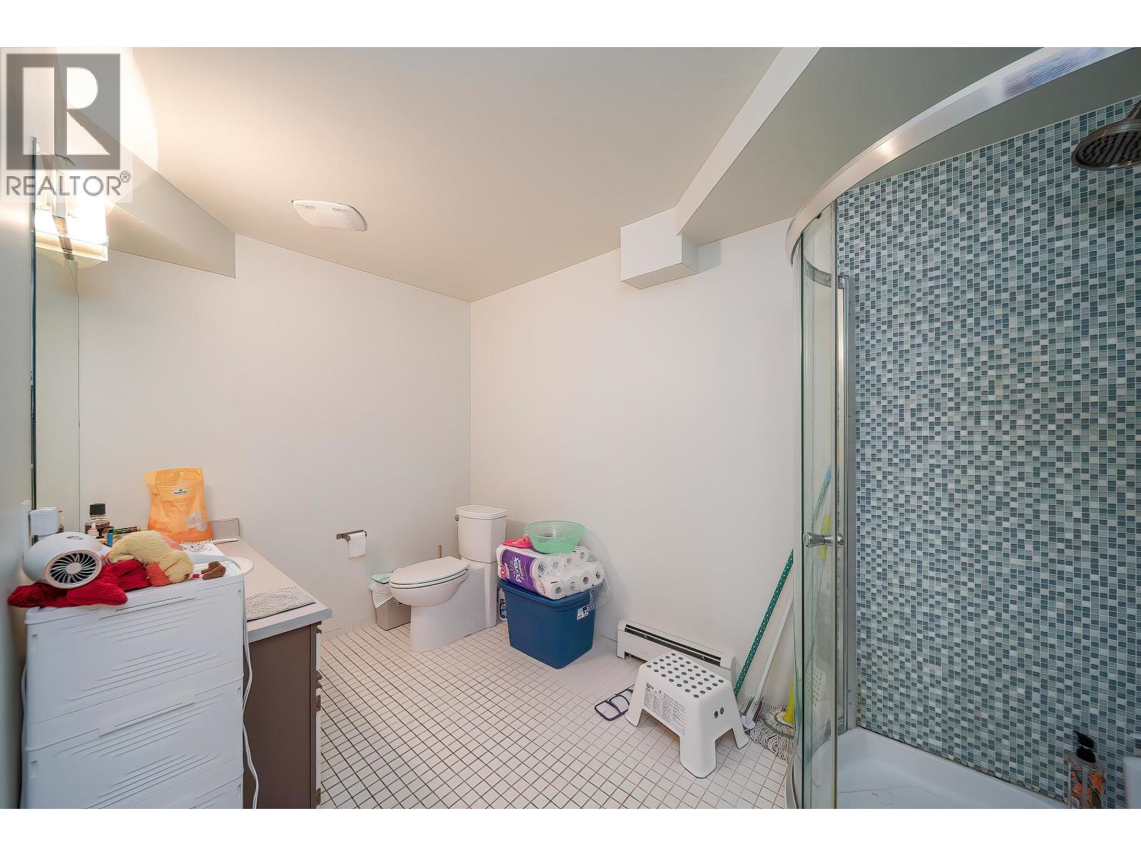 992 3rd Street Property Photo 22