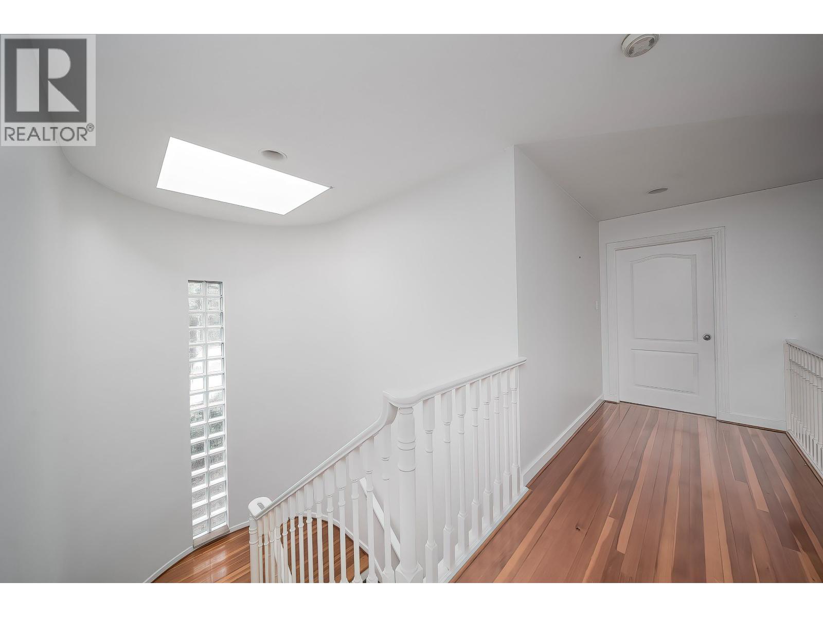992 3rd Street Property Photo 29