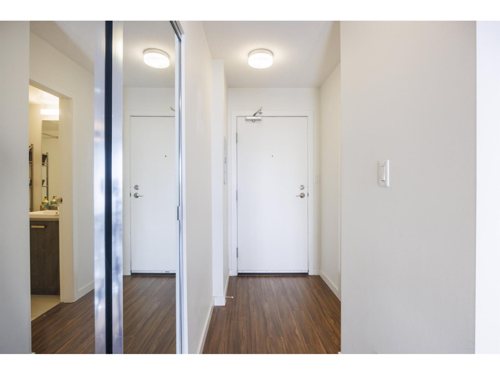 3708 13325 102a Avenue Property Photo 5