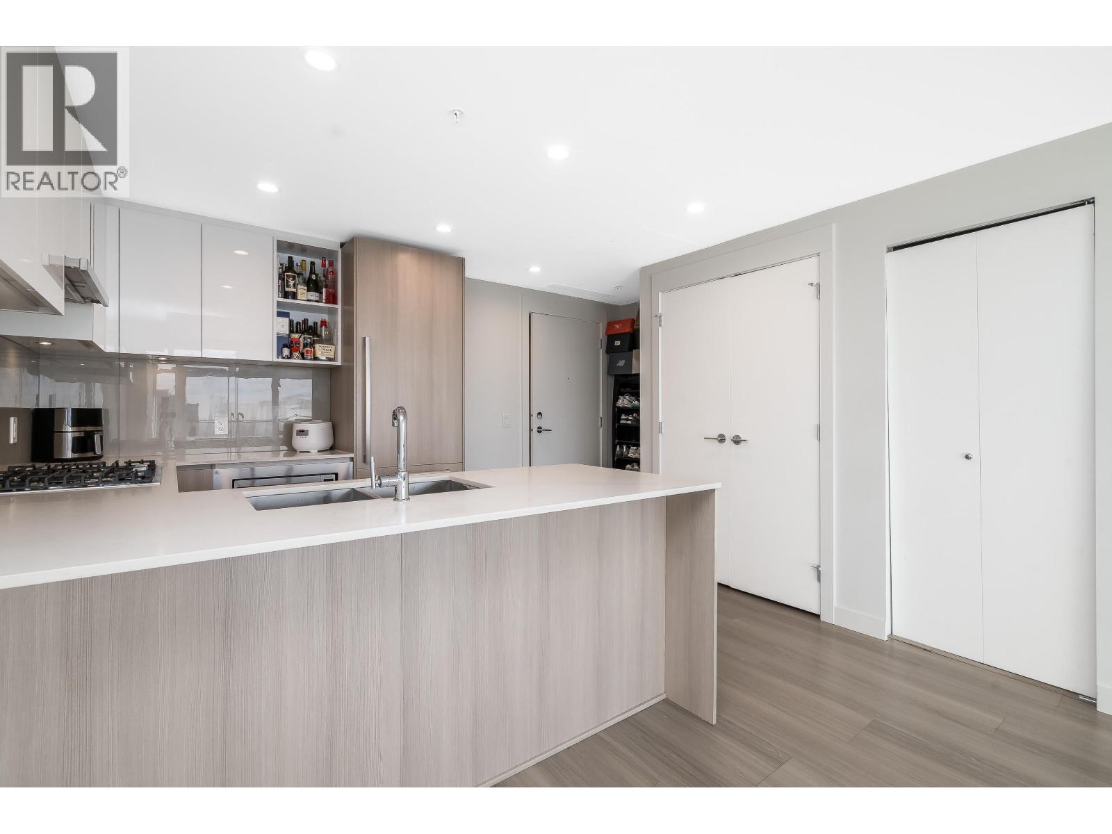 2606 618 Carnarvon Street Property Photo 8