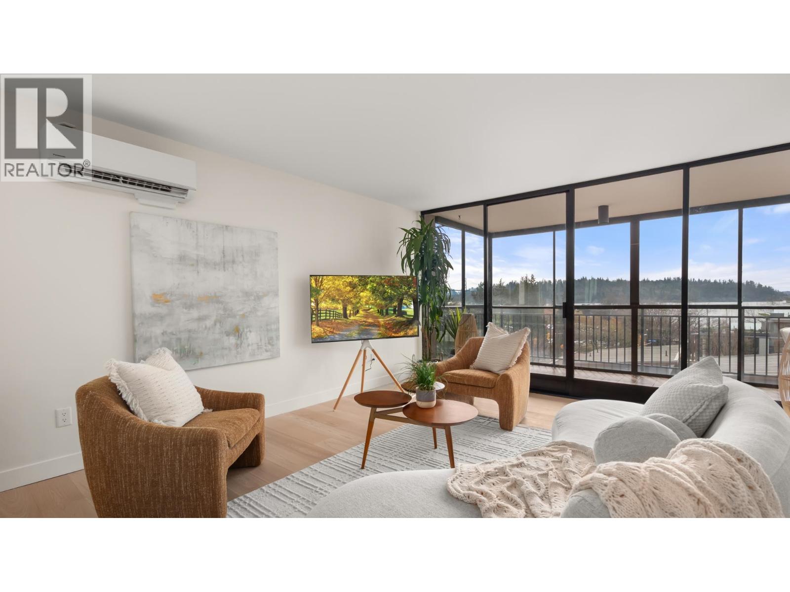 401 475 13TH STREET Property Photo 1