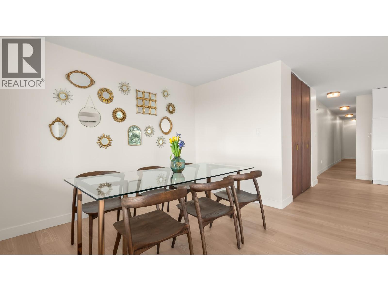 401 475 13th Street Property Photo 8