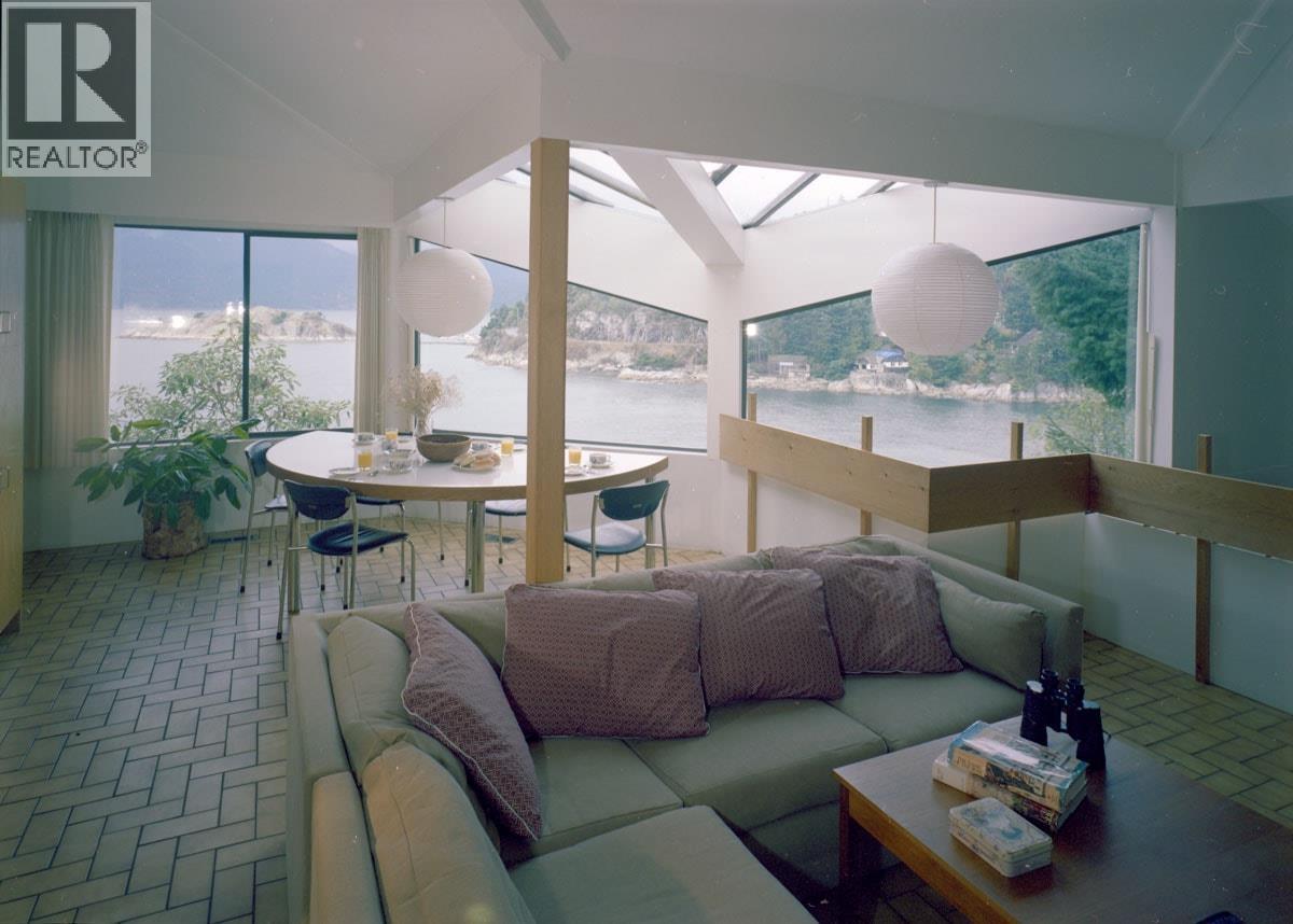6648 Marine Drive Property Photo 14