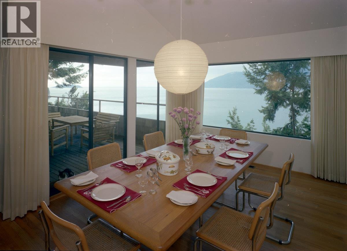 6648 Marine Drive Property Photo 18