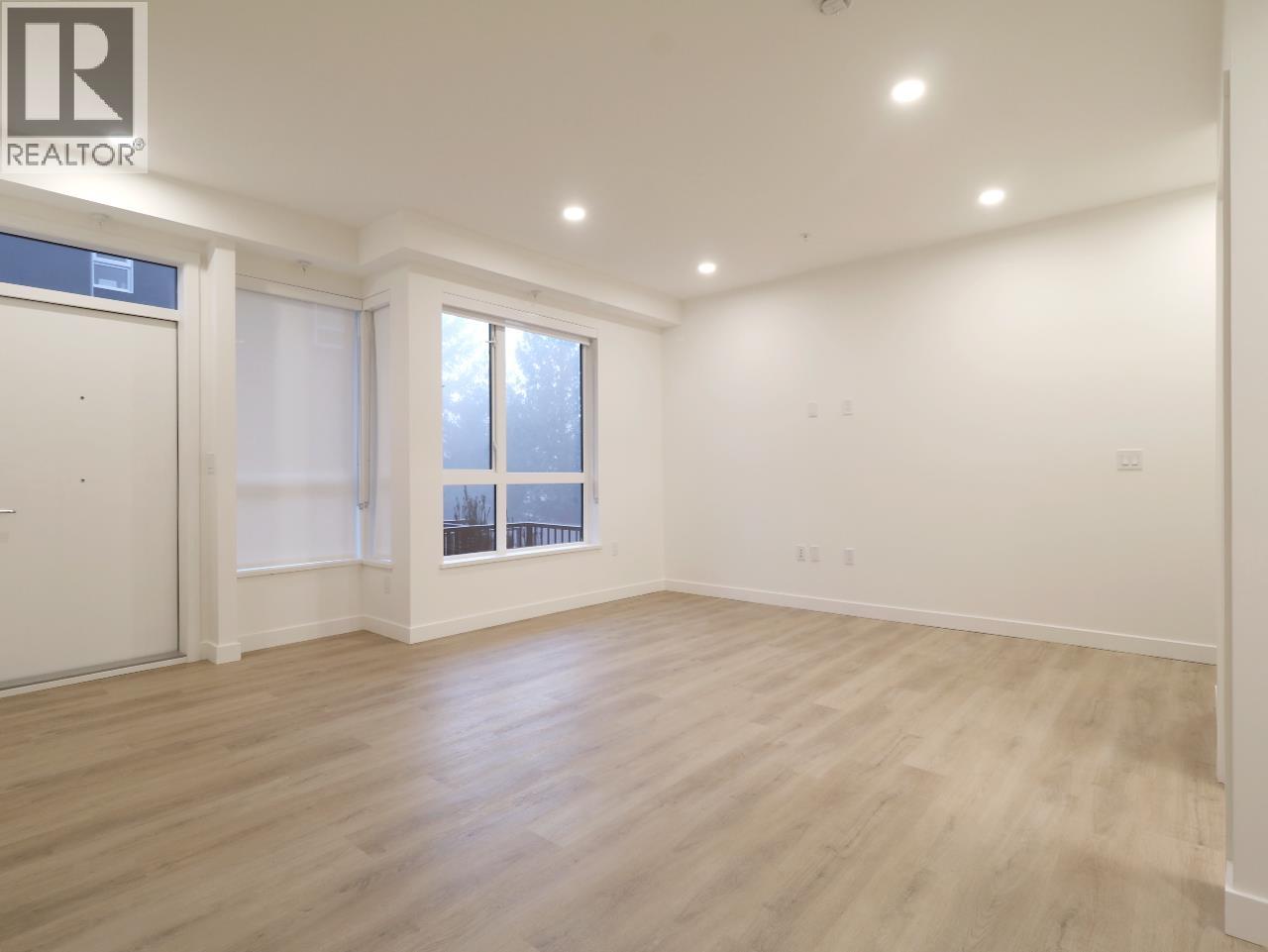 112 390 Guilby Street Property Photo 13