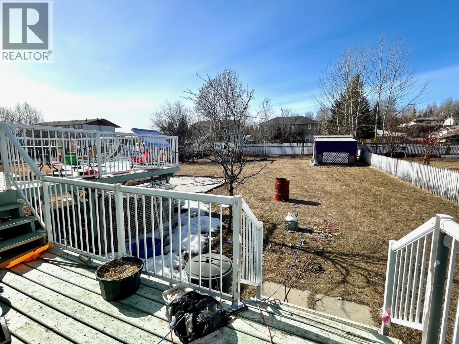 5219 49 Street Property Photo 23