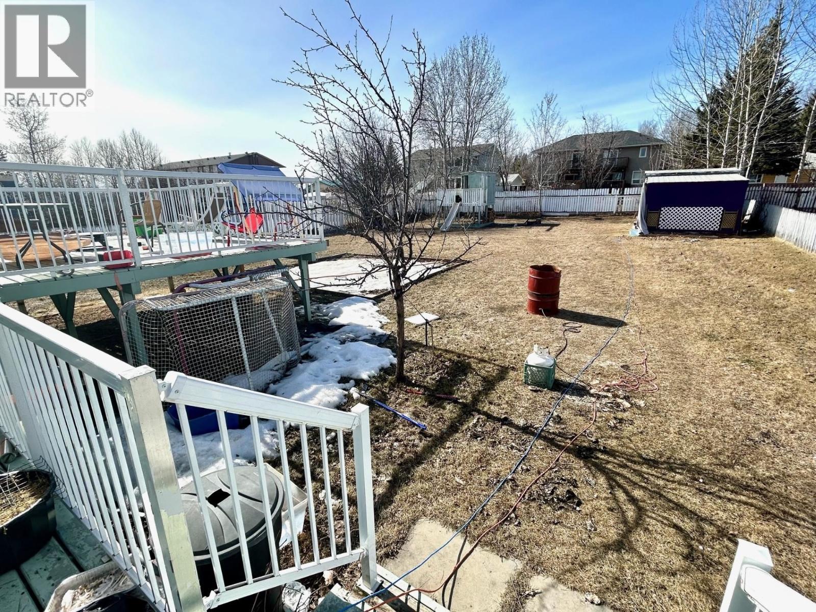 5219 49 Street Property Photo 24