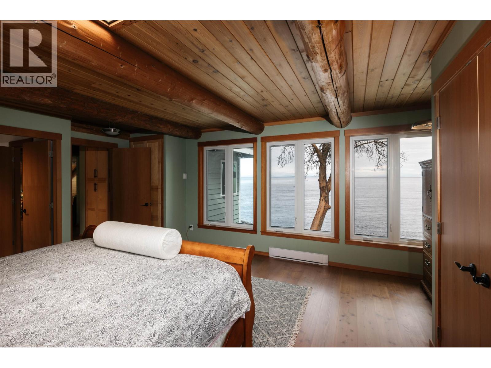 281 Bellhouse Road Property Photo 30