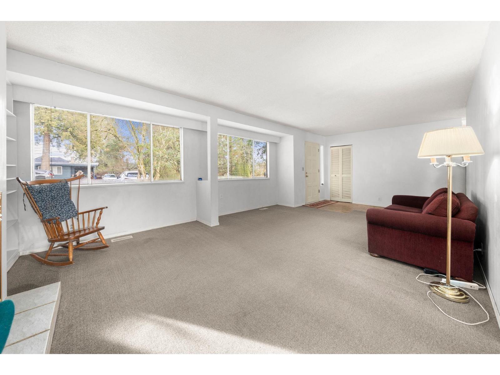 14750 60 Avenue Property Photo 7