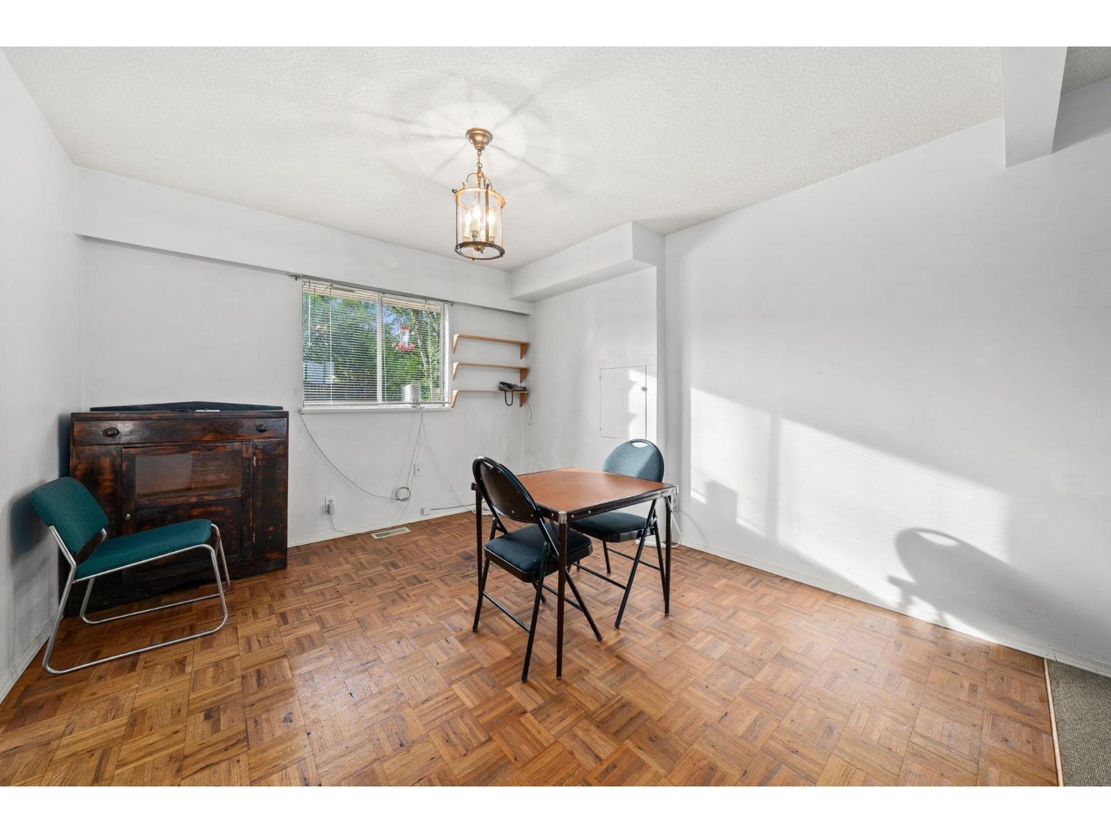 14750 60 Avenue Property Photo 8
