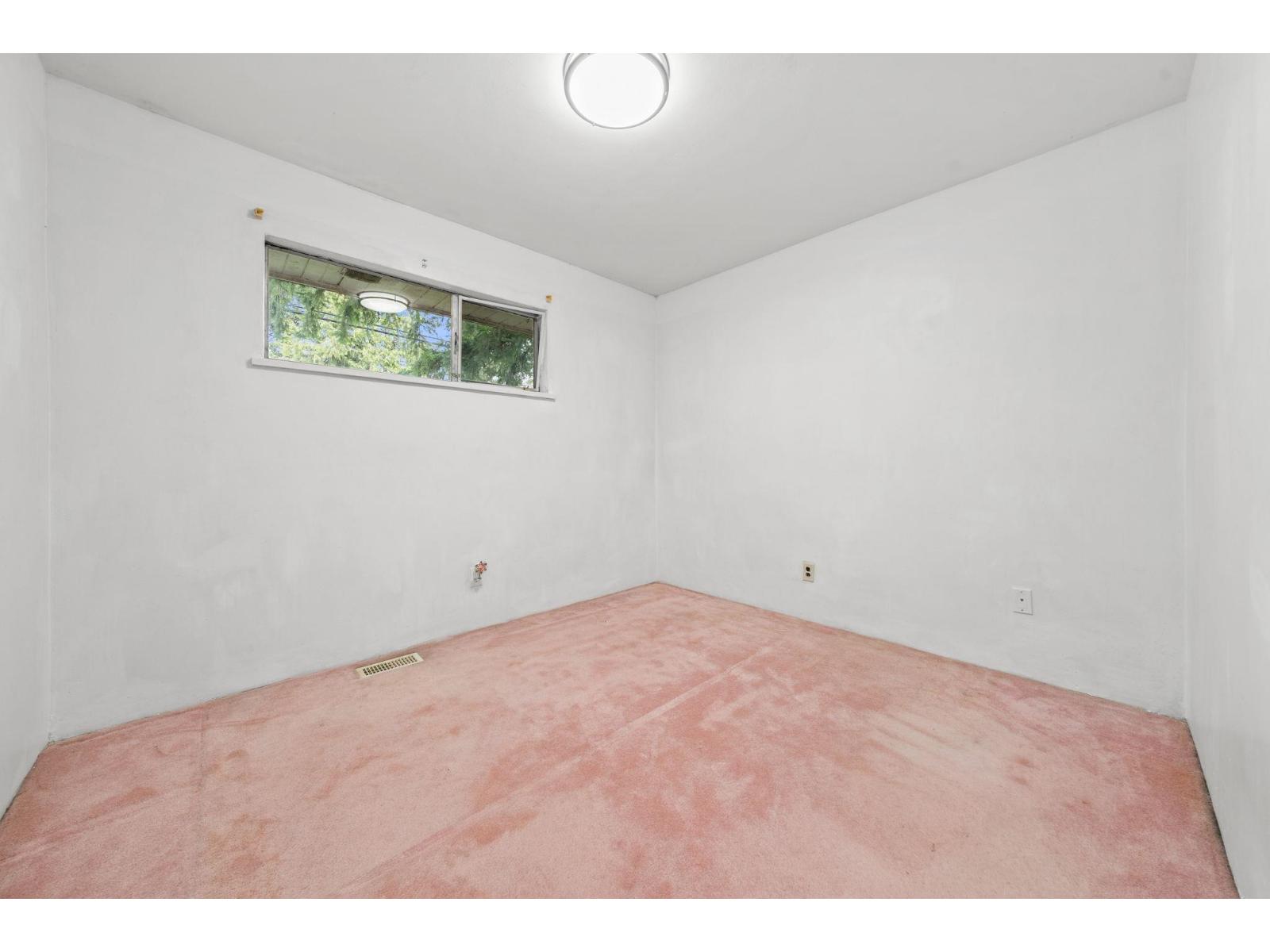 14750 60 Avenue Property Photo 21